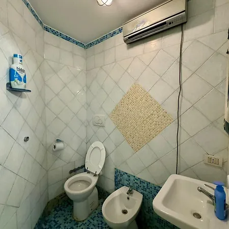 ゲストハウス L'affittacamere Nel Parco 